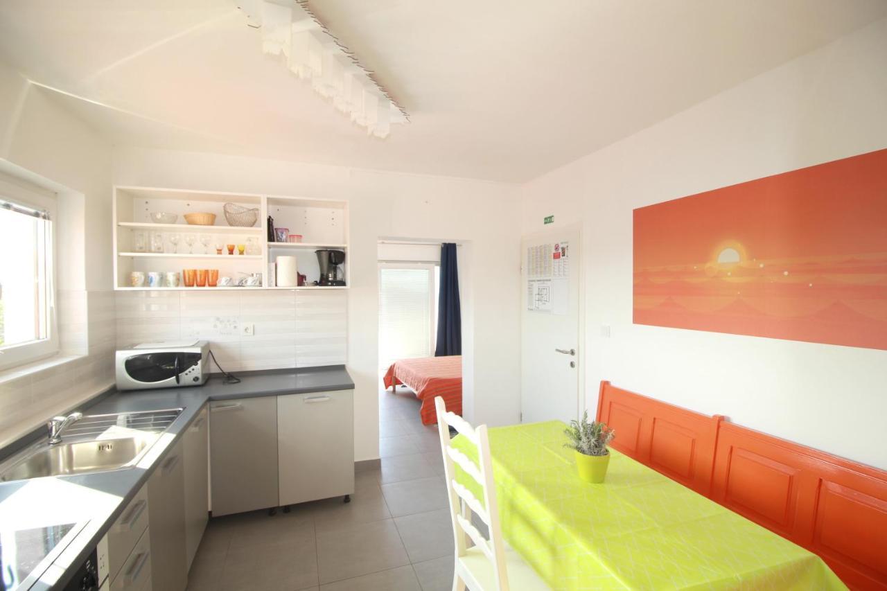 Apartmani Zem, Krk Krk Town Exteriér fotografie