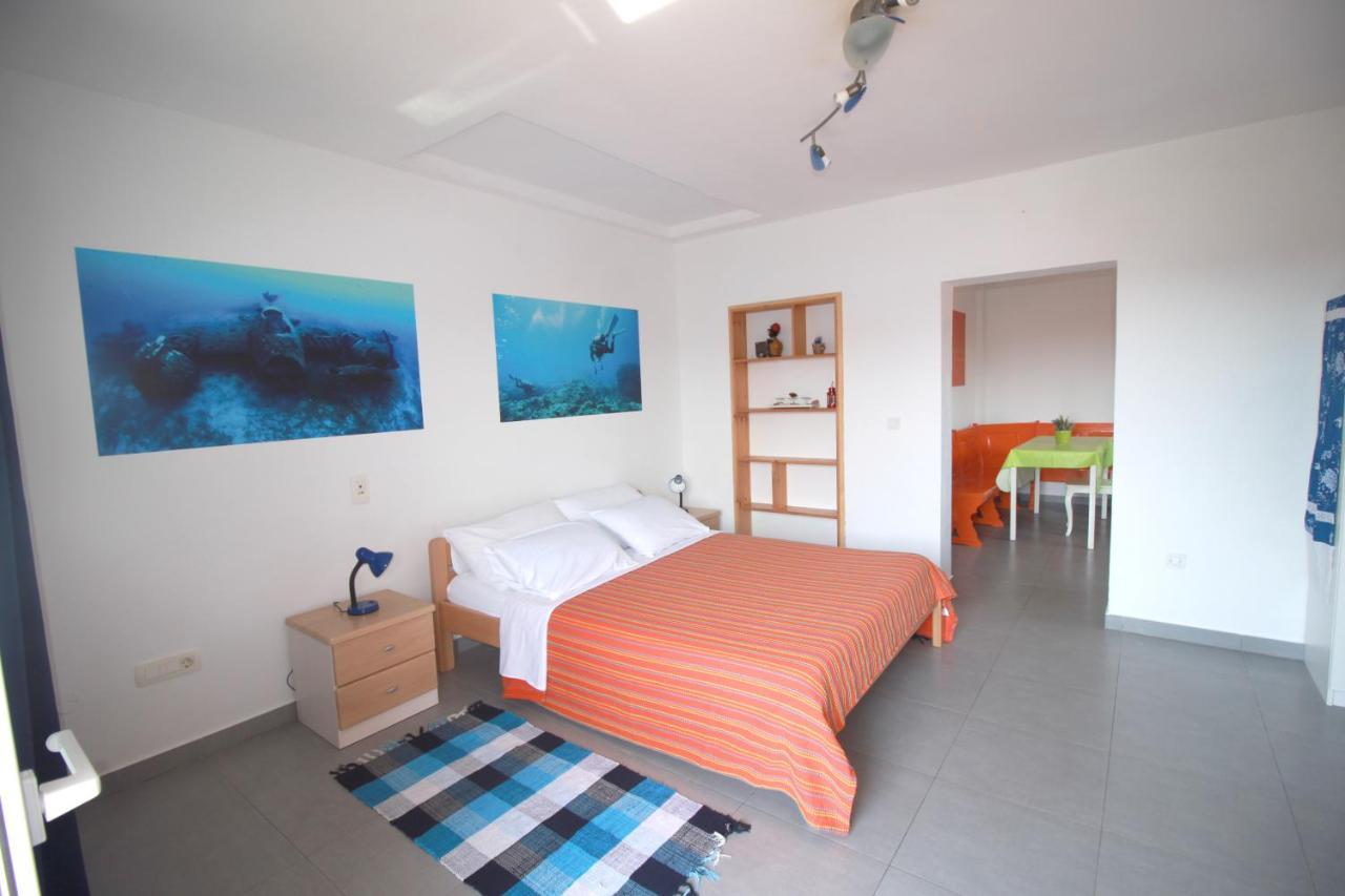 Apartmani Zem, Krk Krk Town Exteriér fotografie