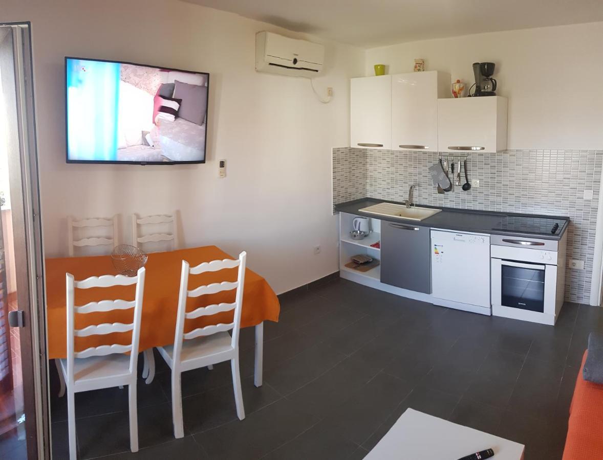 Apartmani Zem, Krk Krk Town Exteriér fotografie